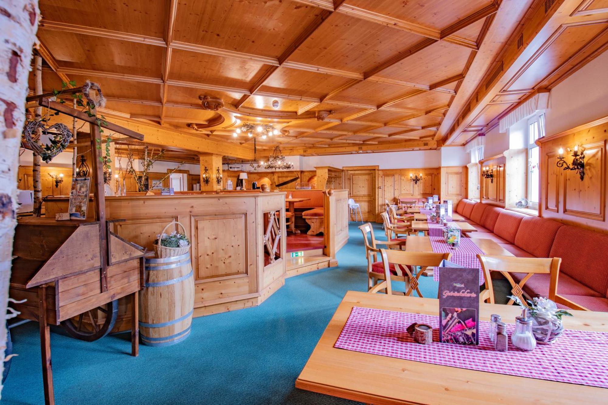 Ferien Hotel Flaeming Niemegk  Εξωτερικό φωτογραφία