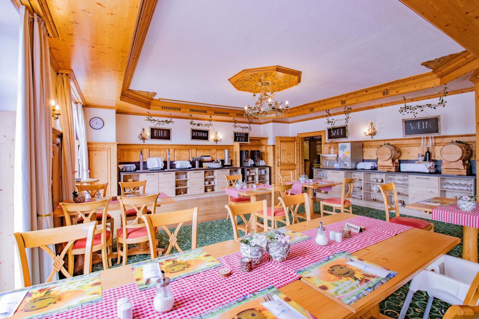 Ferien Hotel Flaeming Niemegk  Εξωτερικό φωτογραφία