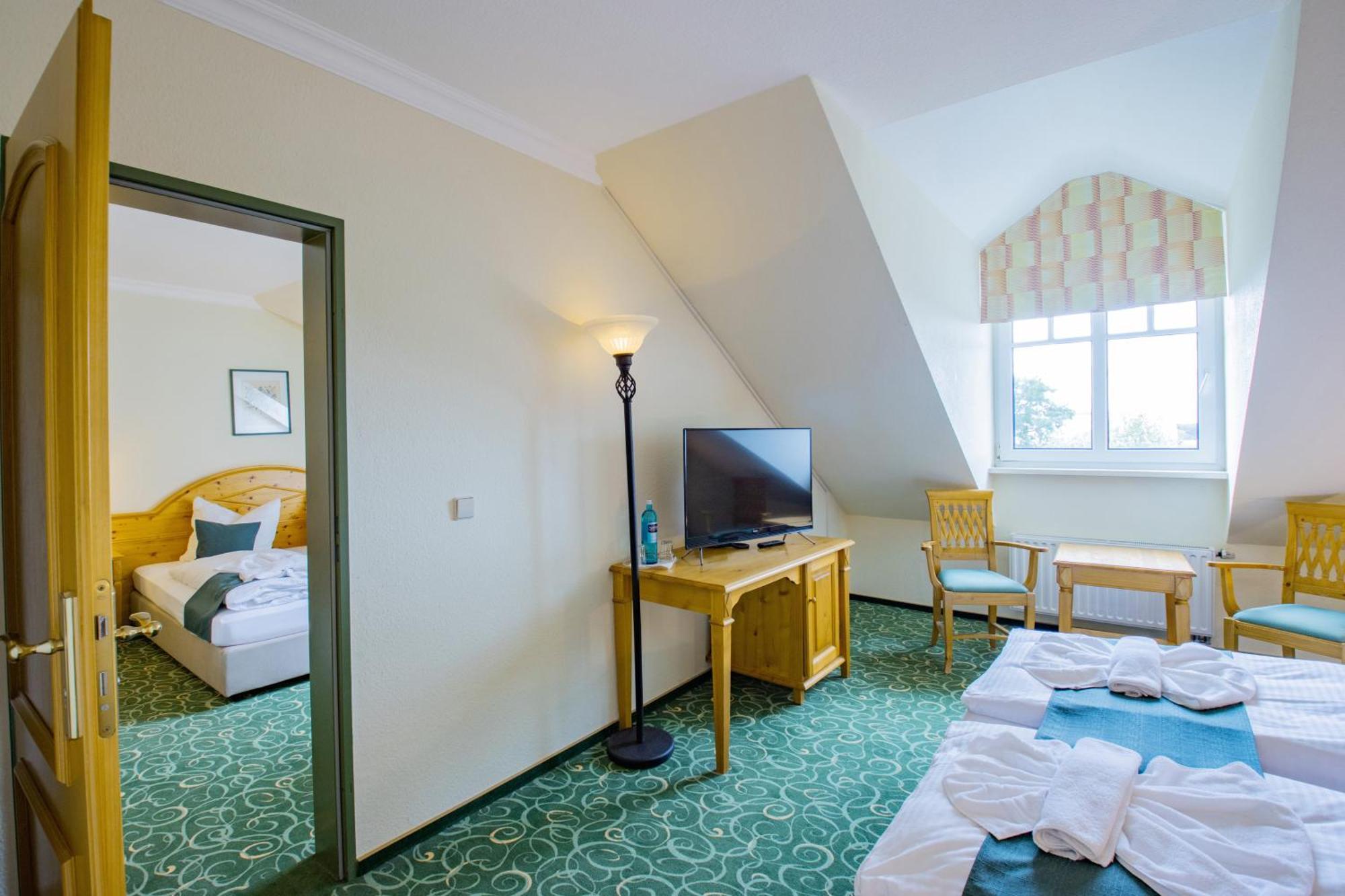 Ferien Hotel Flaeming Niemegk  Εξωτερικό φωτογραφία